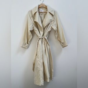 Wilfred Odette Trench Coat size XXS cream colour from Aritzia